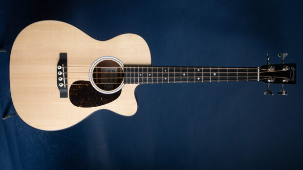 New Martin 000C Jr. 10E Bass