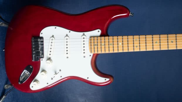 2000 Fender American Deluxe Stratocaster