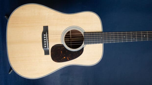 New Martin D-28 Authentic 1937 VTS